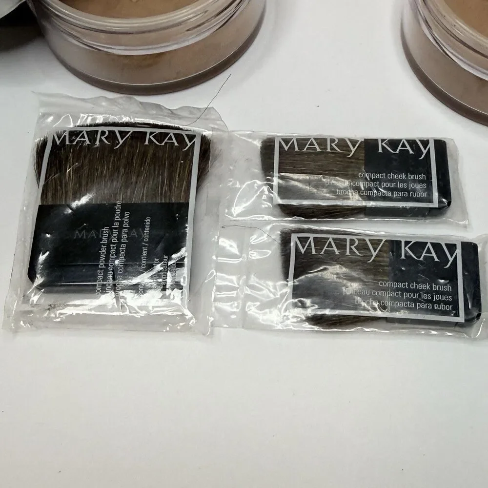 2 NEW Mary Kay Mineral Powder Foundation BRONZE 2 .28 oz 016891 + 3 MK Brushes